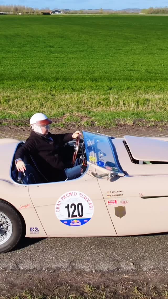 Thank you, Zeeland! 🇳🇱 Wind in your face, no real destination in mind, and the soundtrack of a pure vintage engine. This is what living is about. 💨✨
Took this gorgeous Austin Healey 100/4 BN1 out for a proper cruise through the stunning landscapes of Zeeland, Netherlands. We wound our way through the coast between #Middelburg, #Domburg, and #Zoutelande — absolute perfection for a road trip. ☀️👌
And if you like the video, please leave a like ;-) or follow us @racingqueen1953
#AustinHealey #ClassicCar @lovezeeland @hellozeeland @omroepzeeland @wijzijndestad @visitdomburg @zoutelande_love