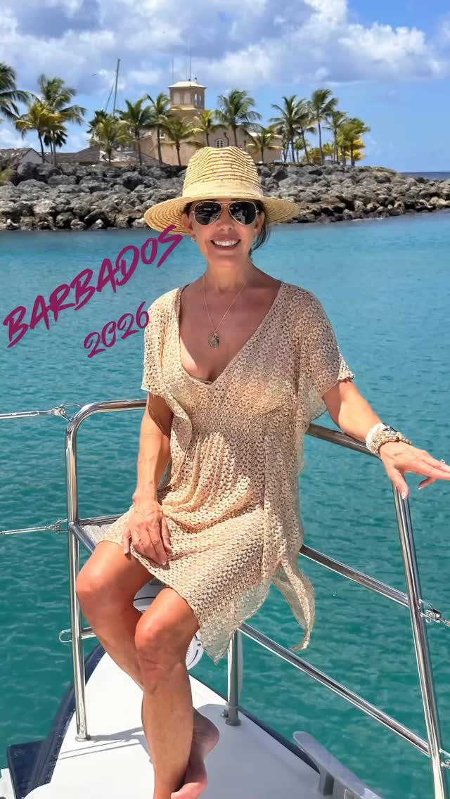 And that’s a wrap 🌴😎�Back from Barbados today and feeling nostalgic already. The island is nothing short of pure beauty.
Turquoise water, warm sun, catamaran rides, a little (well, maybe a lot of) island breeze…salt in the air and nights full of Caribbean rhythm.☀️🏖️🪘
And you know me… I didn’t {completely} leave my routine at home:
3 full body workouts in ✔️
10-20k steps daily✔️ (super easy to do when it’s walking by the ocean)
And I have to give a big shout out to @sandalsresorts for making vegan travel easier. Plant powered protein-forward meals + a culinary concierge who gets it… we may want a treat too.
Vegan ice cream? Done.
Vegan croissant? Done. (I behaved… mostly 😁)
My daily food refueling was at the Greenhouse restaurant+ Heart & Soul cafe. Chickpea omelettes, vegan chorizo hash, date bites, turmeric loaf, quinoa tofu bowls…the list goes on!
And of course, kale juice in the morning… island cocktails at night 🥬🍹Balance, Barbados-style.
Rested. Recharged. Vitamin Sea replenished.💖