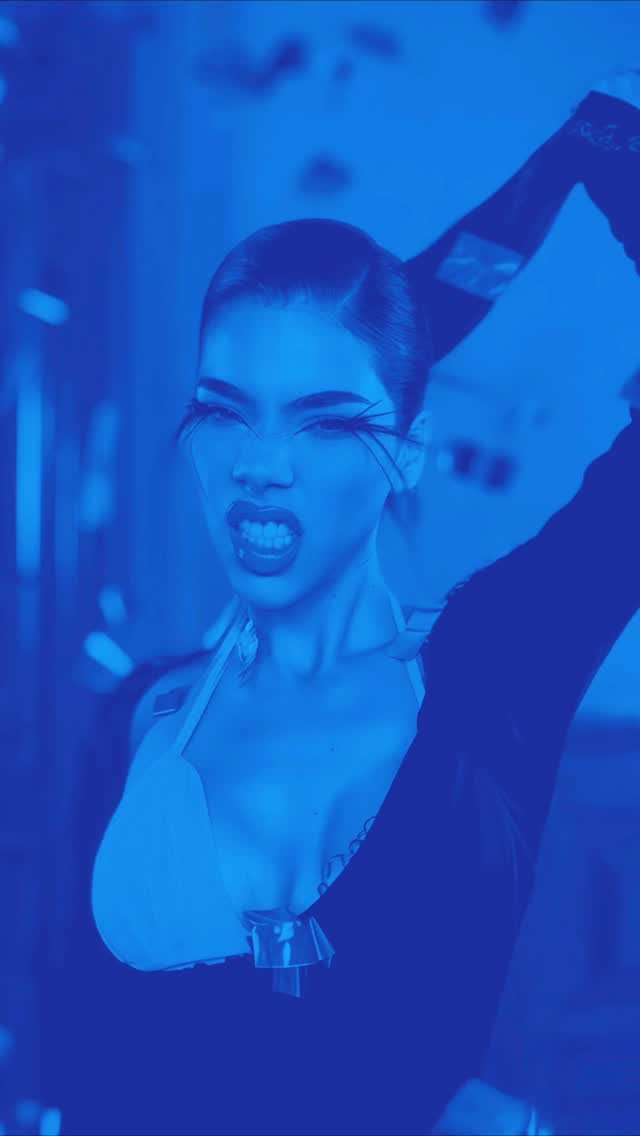 YA CASI 100k! GRACIAS🙏🏼🎉🫶🏽🥹 por el gran apoyo que recibe diario este remix, sobre todo gracias a @keniaos por su apoyo, quiero que sepas que fue hecho con mucho respeto y admiración hacia tu trabajo y tus fans que son tan chingones como tú por abrazarlo, mucho respeto y admiración para todos los que apoyan lo que hago! Seguimos trabajando nueva música. 🙏🏼 Bendiciones para todos. #keniaos #kdekarma #newmusic #remix #djs