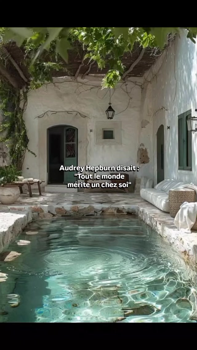 Veuillez écouter La Queen et rendez-vous sur notre boutique en ligne 😉
Car un mur vide ne raconte rien.
Ces œuvres sont choisies pour vivre avec vous.
👉 Artistes next door et confirmés, pièces uniques ou éditions limitées, dès 50€ pour les petits formats (21x30cm).
L’art discret qui change une pièce sans la dominer.
Collection complète via le lien en bio.
#apartmentinspo #apartmentdecor #apartmenttherapy #homedecor #hometour