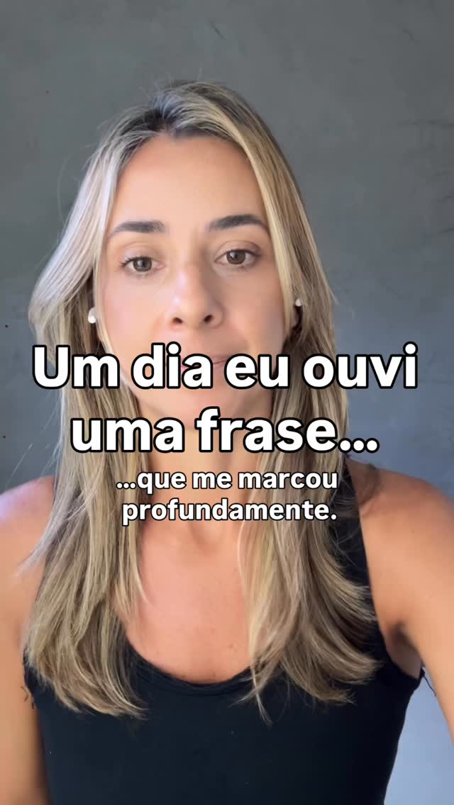 Conheça a ti mesmo
Domina a ti mesmo
Transforma a ti mesmo
“Conhece-te a ti mesmo” É um aforismo da Grécia Antiga, gravado no pórtico do Templo de Apolo em Delfos. Embora associada popularmente ao filósofo Sócrates, que a usou como base de seu ensino e filosofia, não tem um único autor conhecido e é atribuída a vários sábios gregos.
✨🤍
Com amor
Pri