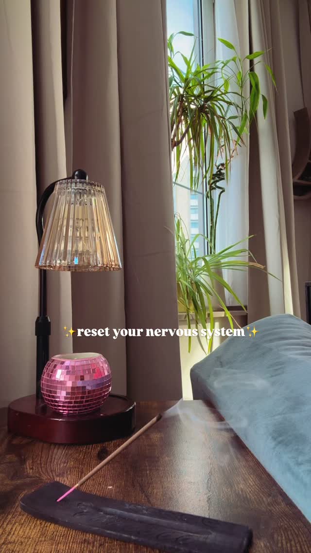 Take a minute to reset. Maybe let this be your reminder to unclench your jaw, regulate your breathing and relax your shoulders. Breathe in for 8 seconds, Hold it for 8 and Breathe out for 8. Close your eyes. Repeat this 5 times and let me know how you feel now. #meditate #relax #reset