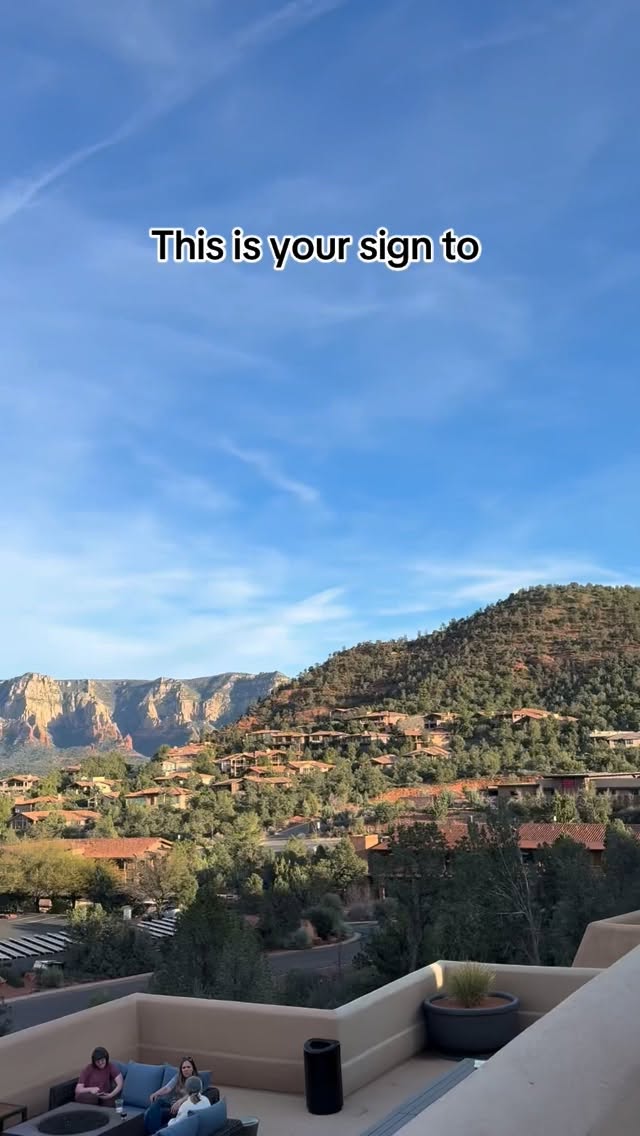 I mean, this oneās kind of a no-brainer š Why spend all day in a stuffy gray office when you could be on your balcony with a view like this?!
#bookthetrip #fibi #sedona #workfromanywhere #enjoytheviews
