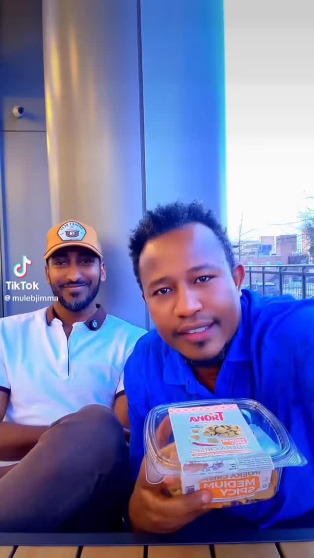 Thank you @luwak_coffee_cr7 & @mulebjimma @yared_dmv for the Loving our Tsionafoods ♥️ Injera Crisps and for the support!
Your vision and support to Small Business is admirable! Looking forward to all of the amazing things you have in gameplan.
#tsionafoods #tsionafoodsproducts #injeracrisps #enebla #injera