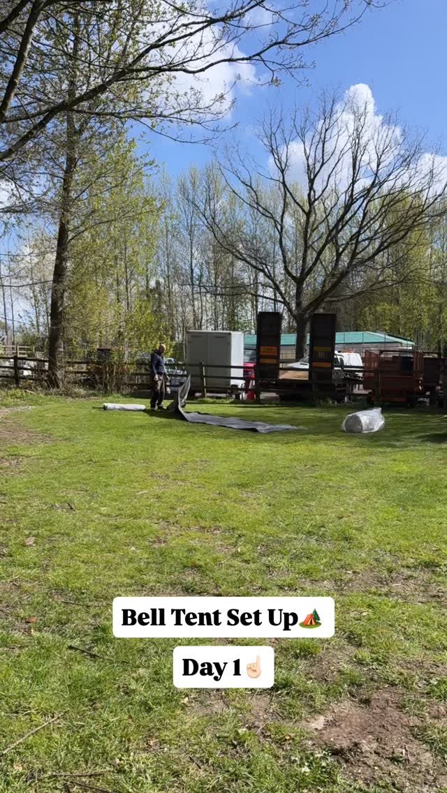 Day 1 of setting up our bell tents at St Helenas🙌🏻
Introducing bell tents Bluebell💙 & Buttercup💛
A huge thank you to @thebelltentshop for our wonderful tents as always!🏕️
#belltent #belltentcamping #glamping #glampingtent