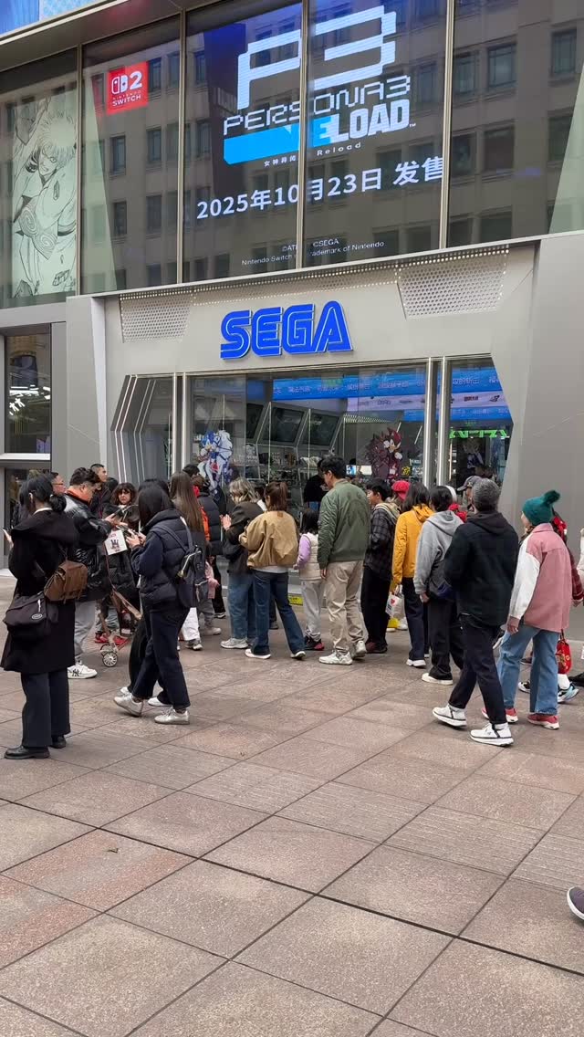 Found some great #gaming themed spots in #shanghai one of the best was being able to visit the world’s first official @sega Store right in the heart of the city in Bailian ZX mall.
It was packed with wall-to-wall SEGA IP including Sonic the Hedgehog, Persona, Like a Dragon, Shinobi, and more.
Easily one of the coolest gaming destinations in the city. 🦔🔵🎮
#China #sega #travel