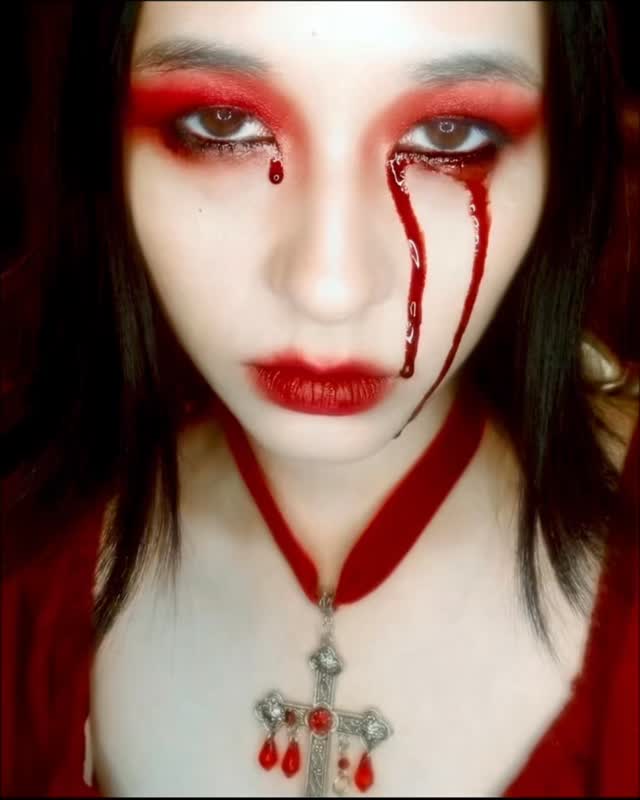 Beauty runs in blood.🩸
So does DUSK & BONES.
————————————
• International: Official Etsy Store
• Thailand: TikTok Shop, Shopee and Lazada
⛓️💥 Link in bio
#DuskAndBones
#AltMakeup
#GothAesthetic
#DarkAesthetic
#Vampire
