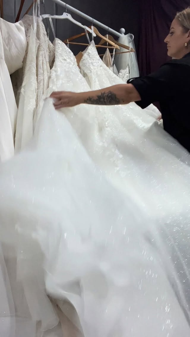 Itโs all beautiful gowns and moments during your appointments but so much of my day is filled packing away, re racking the dresses, tidying up. Sometimes those pesky little coat hangers loops are hard to find under all that dress ๐
#bridalgowns #bridalshopping #centralcoastnsw #bride #huntervalleywedding #huntervalleyweddings #centralcoastweddings #centralcoastwedding