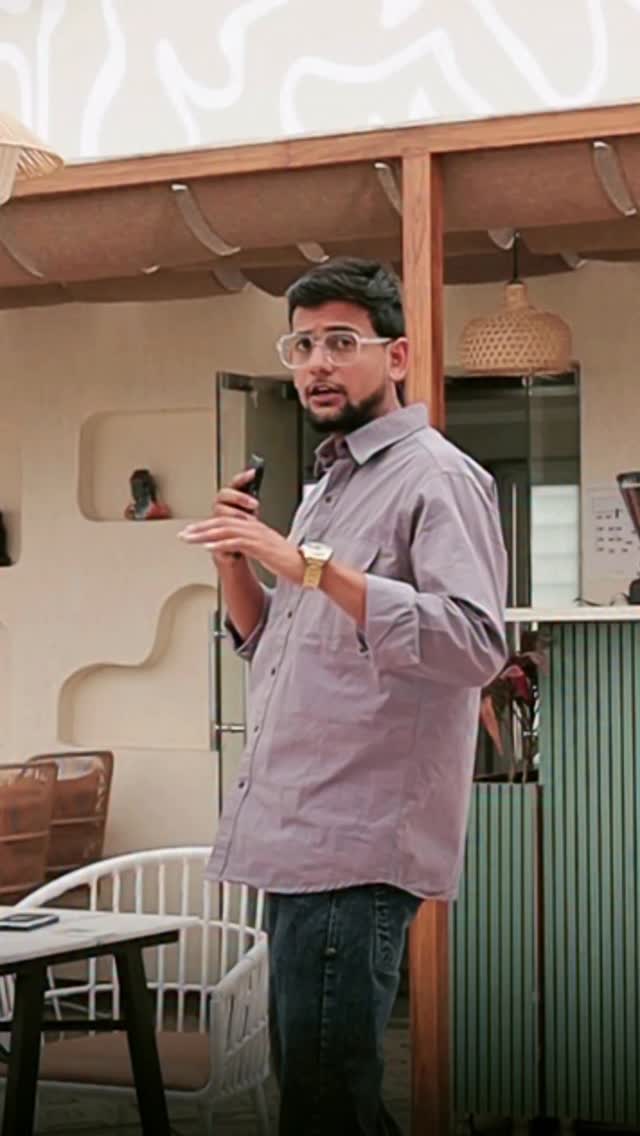 Ever noticed how the best memories are made over chai? ☕❤️
A casual meet turns into hours of conversations, strangers turn into friends, and ordinary days turn unforgettable.
That’s the magic we’re serving one cup, one vibe, one moment at a time
Come for the chai, stay for everything else!
(Chaileela, chai lovers, tea culture, tea time moments, chai reel, cozy chai vibes, desi beverages, chai aesthetics, evening chai scenes, tea cravings, cafe vibes, tea lovers, sip and relax, chai addiction, trending food reels, instagram reels, food content creator)
#chaileela #cafevibes #newcafe #bikaner #bikanerdiaries