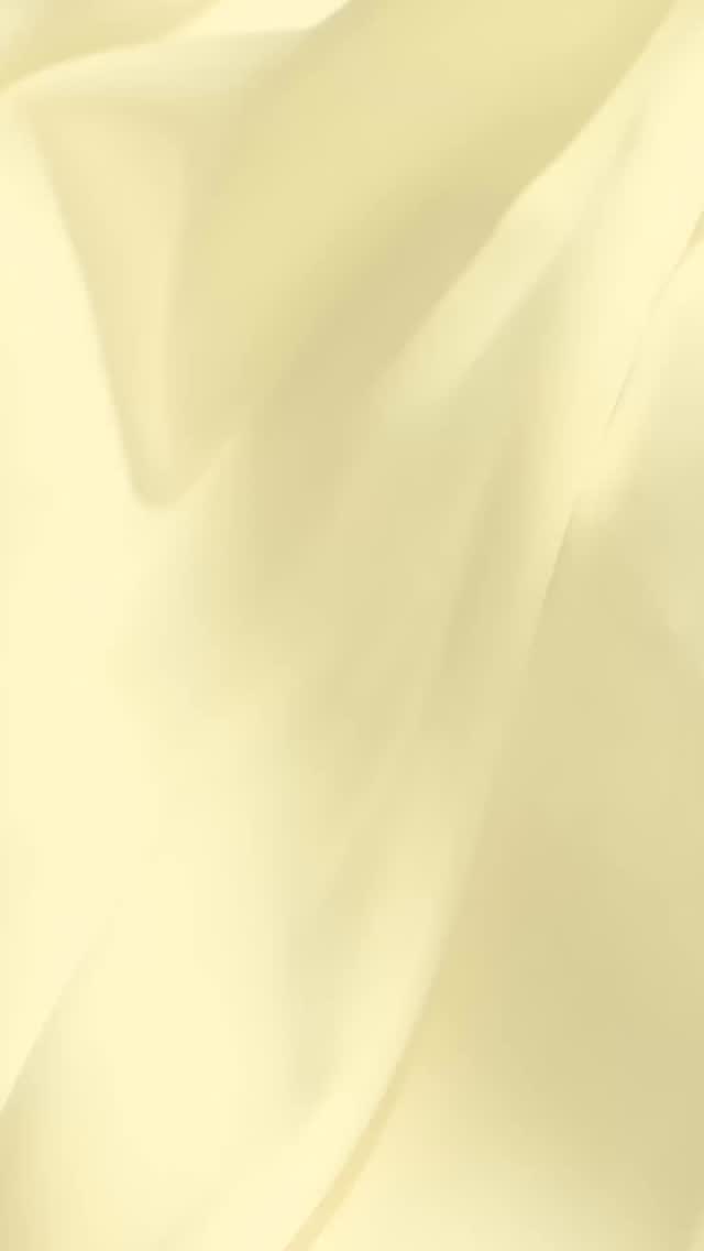 Ich schenke deiner Haut genau das, was sie jetzt braucht.
Nach dem Winter ist sie oft trocken, müde und ohne Ausstrahlung.
Deshalb geht es jetzt nicht um mehr Produkte – sondern um gezielte Pflege.
Feuchtigkeit.
Frische.
Glow.
Mit meinem Hydra Glow Facial wird deine Haut intensiv durchfeuchtet, sichtbar aufgepolstert und bekommt ihre natürliche Strahlkraft zurück.
In nur 60 Minuten spürst und siehst du den Unterschied.
Zeit, deiner Haut etwas Gutes zu tun.
Jetzt Termin sichern.