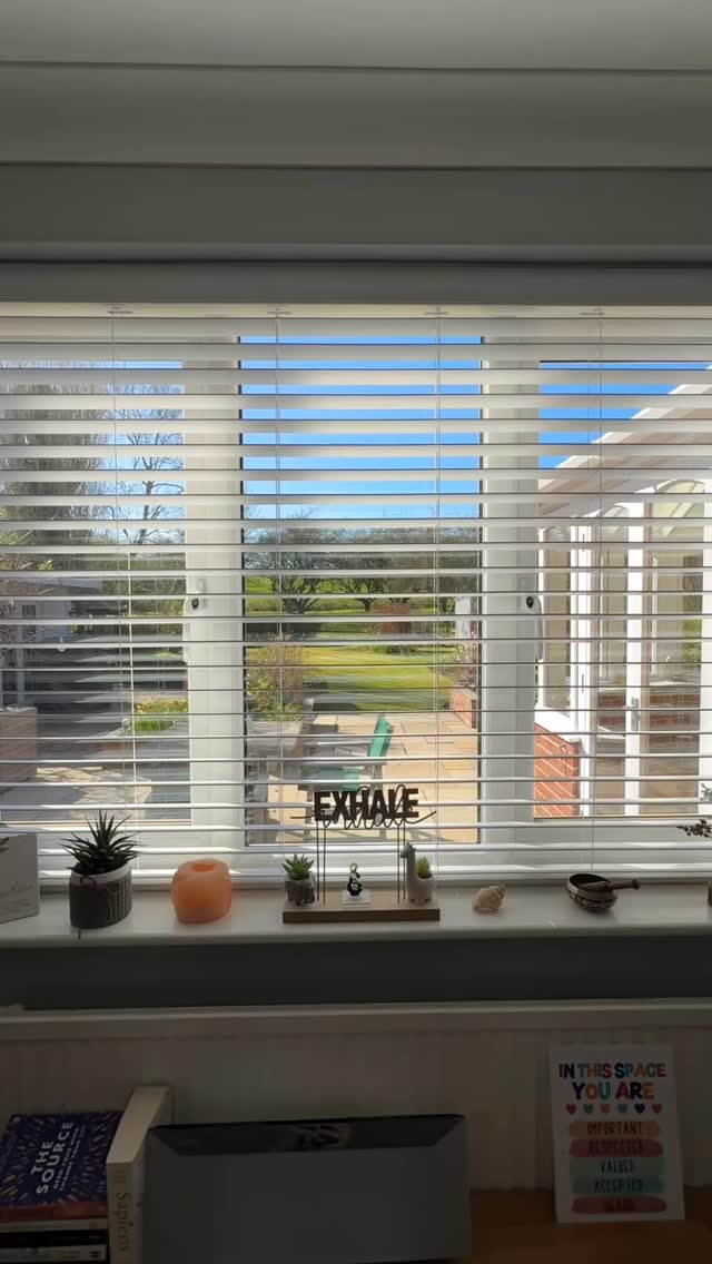 For just a little while, you get to put everything else down.
✅ The to-do list.
✅ The worries.
✅ The noise.
In here, your only job is to be here and let your mind and body do what they already know how to do.
Rest. Reset. Heal.
This is your time. 💙
📍 Hypnotherapy & Talking Therapy | East Markham 💻 Online sessions also available via Teams
#heal #rest #anxietysupport