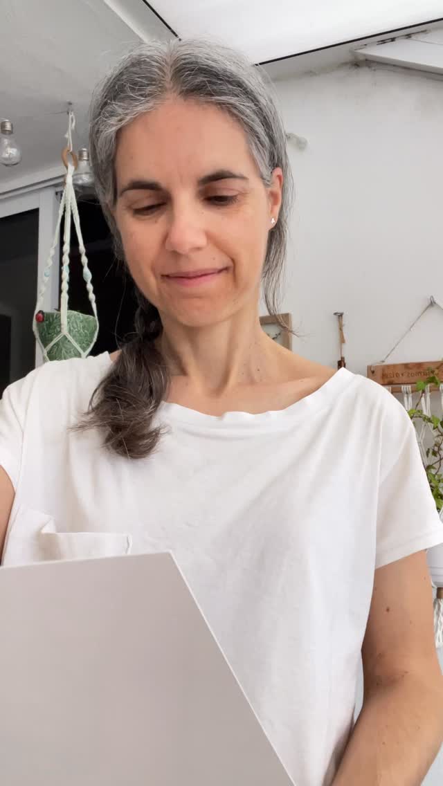 Do you want to preserve a memory forever?
Paintings will always talk to your heart ❤️ that moment, that place, that trip.
Turn that moment into something special.