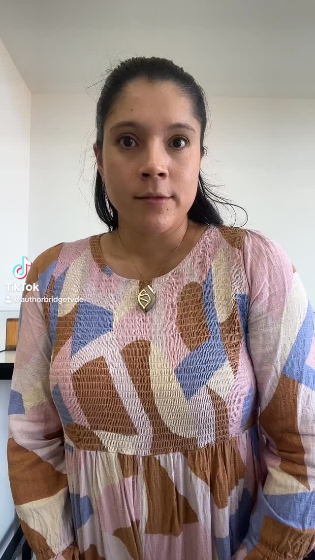 🐢💛🏝️ LESS THAN ONE WEEK UNTIL RELEASE DAY!! 🏝️💛🐢
.
I can’t wait to share Mim and Ash’s love story with you all! Turns out a natural disaster might just be the best forced proximity of all…
.
#forcedproximity #indieauthorsofinstagram #indieauthors #aprilbookreleases #aussieauthor