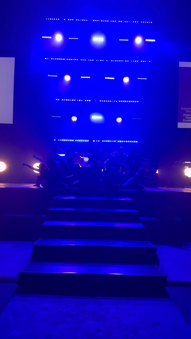 BTS - moments of stage placing and tech run before the show ππ»
#societyentertainment #evententertainment #wellingtonnz #dancers #conferenceentertainment