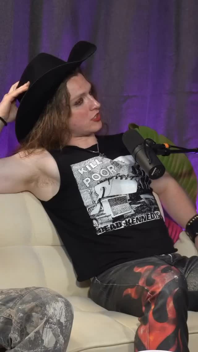 Why Live Shows Are Vital For Rock Bands
Even if you’re the most talented artist in the world… it won’t matter if nobody sees you.
The Problumaddixx break down the reality of making it in music.
Full episode out now on Safe Space Sounds 🎤
#safespacesounds #musicpodcast #independentartist #musicindustry #artistlife