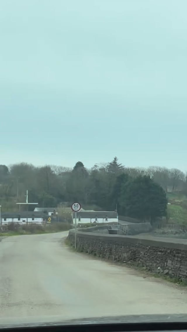 Daylight savings are here…. HOORAYYY
Time to get yourself down to the sea for a reset and refresh 🧘♀️