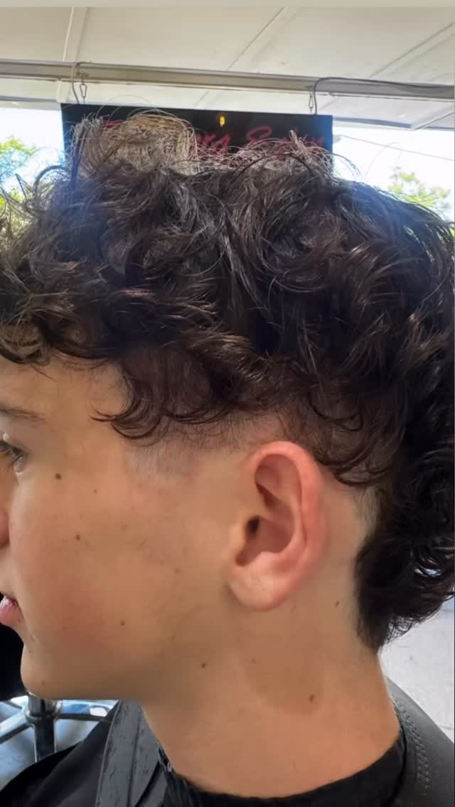 Nice fade under cut with curls -#neutralbay #kurrabapoint #milsonspoint #mosman #cremorne