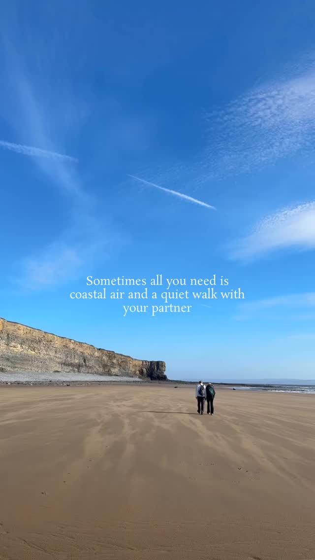 A day of digital detox and life debriefing. What a way to spend bank holiday 🌷🌊 Happy Easter weekend everyone.