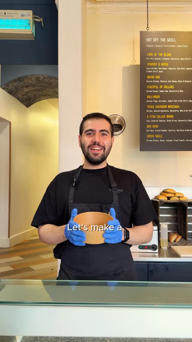 As it’s getting hotter… a fresh, crisp salad is the way 🥗☀️
Fully customisable, pick your favourite ingredients and we’ll make it happen 😋
Or switch things up and have your favourite sandwich as a salad 👀
Light, refreshing, and exactly what you’ve been craving ✨
#chillibhitchin #chillibs #hitchineats #brunchinhitchin #hertfordshireeats