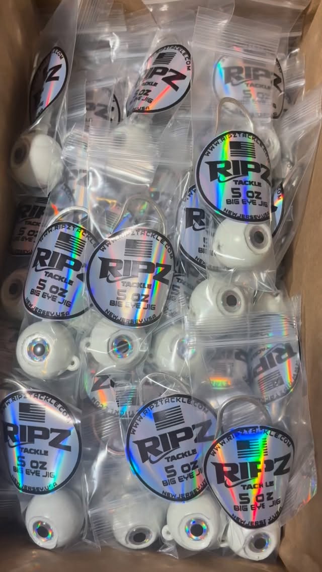 Custom Big Eye order going out!!! Customer requested white glow so we made it happen. Someone getting ready early for NJ reef season!!!
1. 20 4oz Big Eyes
2. 20 5oz Big Eyes
3. 10 6oz Big Eyes
#saltwaterfishing #fishing #fishingtackle #flukefishing #seabassfishing