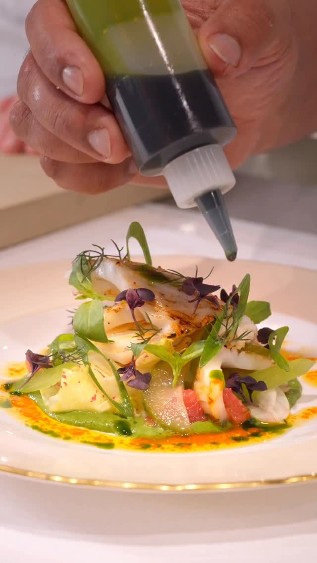 Chargrilled Cornish Squid with cucumber, fennel, basil and sea buckthorn vinaigrette. 🦑 🤤