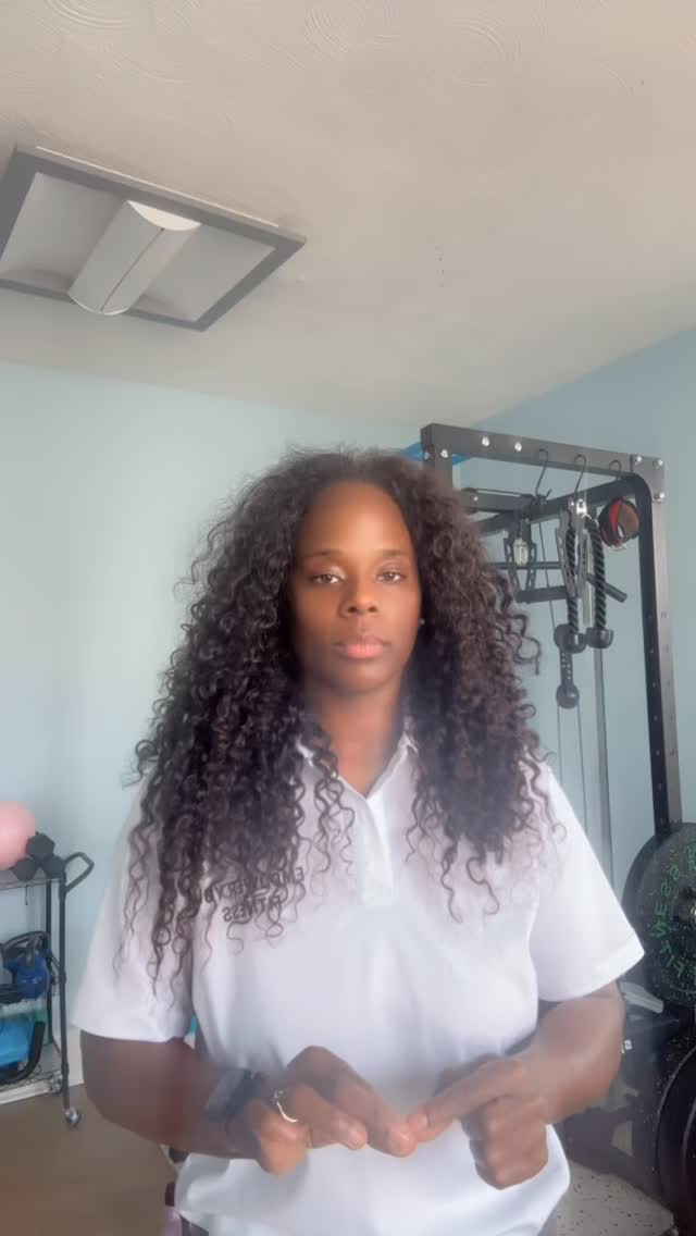 Just show up, and I promise to help you achieve your goals. How you show up for yourself, reflects in everything! #empoweryoufitnessdc #personaltrainer #gymgirlie #washingtondc #women