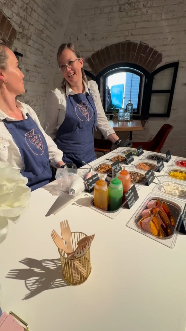 Wat kiest de klant
.
.
#cakebar #decakebarvannederland #bruilofttips #cakemehappyglutenfree #weddinginspo
