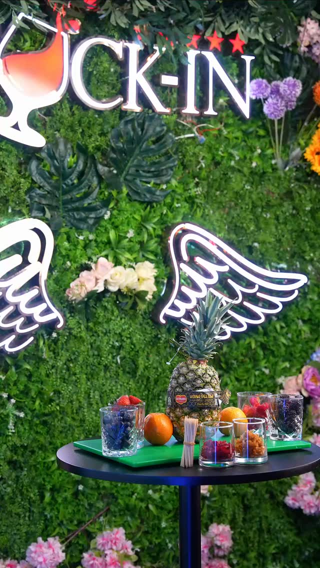 More than just shisha… it’s an experience. 🍹💨
Refined flavours, smooth smoke, crafted cocktails and irresistible desserts.
Tuck In — where every detail hits different.
Only at Tuck In Restaurant Northampton.
Come and experience it for yourself.