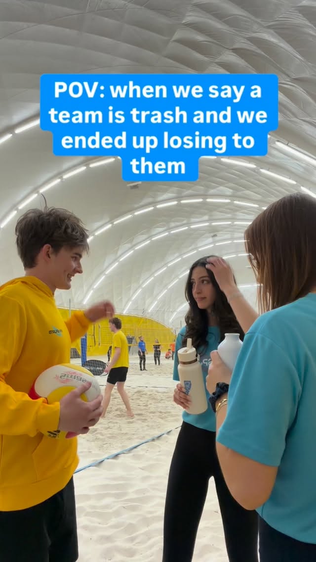 Hate when that happens 😂😂
#beachvolleyball #vivasports #prague #praguesports #expatsinprague