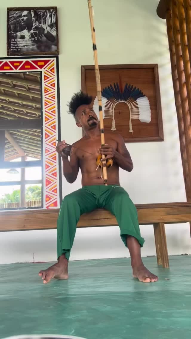 SPECIAL CLASS ☀️
MESTRANDO PANDA 💪🏽
@pandacap Is a berimbau Maker, a passionate leader in His community from the south of Bahia, the land where indigenous and Afro Brazilian Ancestrallity coexist! Is an embassador of capoeira and We are Lucky to have him with us on Thursday ☀️
7:00pm Warm up & techniques
7:45pm Berimbau Begginers and Advanced
Maybe a bit of RODA ⭕️
Chestnuts Community centre
280 St Ann’s Rd, London N15 5BN
✅Bring water
✅trainers or Barefoot (no socks please)
£15
See u soon!
@capoeira_suldabahia_london @capoeiranativoslondon
#capoeira #berimbau