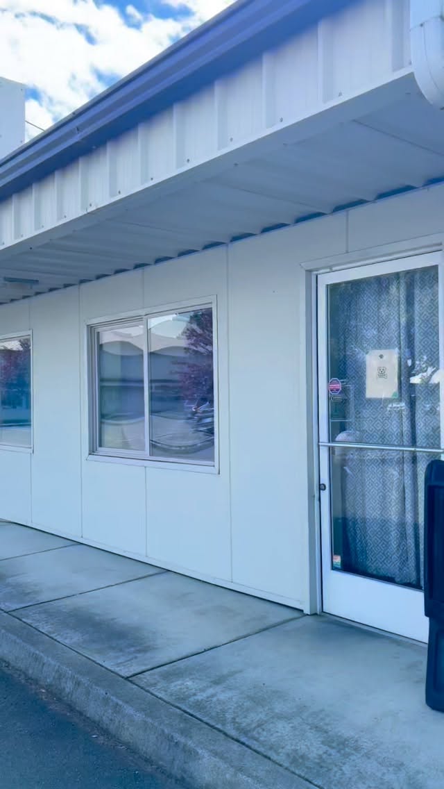 Congratulations to scavenger hunt winners @sloth_snapz_, @bigscreentony, @jazminallmendinger, @dreahmarshall, @celestetialbeing, and @sluttyterps! 🚌💨🎫 Don’t have your ticket yet? Find them online at cannifest.com! 🔗💚🍃