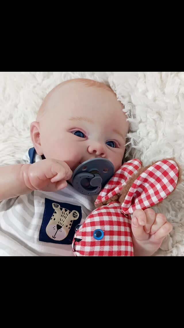 תינוק ריבורן הכי מתוק שיש 👶🏼🍼🩵🤍💙#בובהתינוקאמיתי #בובותתינוקאמיתיות #reborn