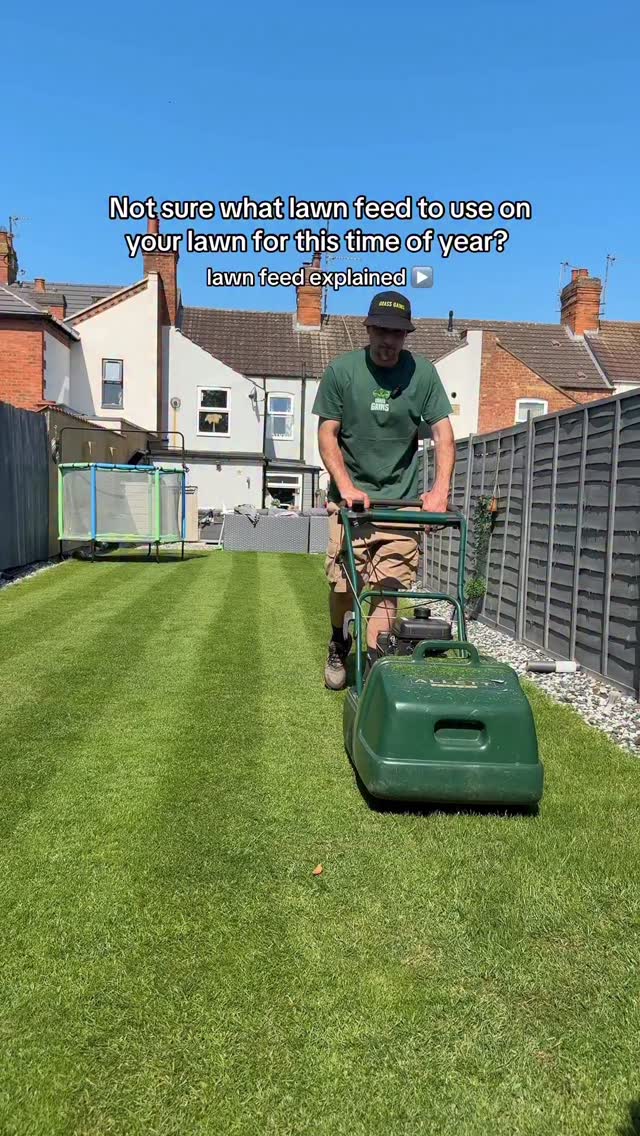 Let’s talk lawn feed to use and when ⬇️
🌱 apply a fertiliser in April or from now, ideally a controlled released for up to 6 months
🌱apply a liquid fertiliser monthly until the end of the season to keep your lawn full of nutrient
🌱 then up to three times a year apply an all year round feed.
garden | lawn | lawn care | green grass | grass