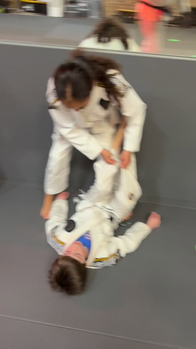 Kids Jiujitsu classes every Monday, Wednesday & Saturday 🥋
This is where confidence meets discipline.�Kids learn responsibility, focus, and self-control — skills that show up at school and at home.
More than a sport. A foundation.�WE CAN HELP
👉 Book a free trial for ages 7–10 Comment “Trial”