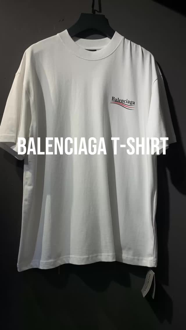 Must-have T-shirt 🤍
Size: S–XXL
Price: 300 AED / 30 OMR