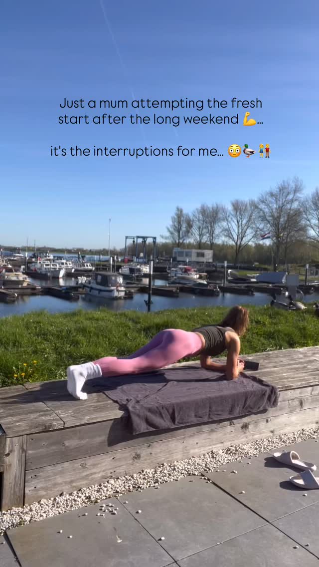 Trying to get back on track & chaos is the reality 😳😂
Interrupted - by ducks 🦆🤣
Chaos - normal as a mum 😅
But it STILL counts 💯
Honestly - I REALLY felt the need to switch my core on today after the Easter Bank Hol (even though we’re still on holiday!)
You can’t beat that ab burn after overindulging and feeling sluggish!! 👏
So if you’re feeling a bit all over the place, that’s ok 👇
Just continue on a downward spiral of guilt, emotional eating and skipping your workouts because kids are around and it feels like a slog.
👉 I hope you had the best weekend !! It’s what you do from here which counts. No pressure, just keep moving forward.
Lots of you are on it with my new Punch & Tone challenge got website members… 👊💥
And lots of you are asking to join the Core Builder ready for next month (already!) You can!.. and use the core builder starter kit whilst you wait (link in bio)… 👀
We got this mummies 😂💛
#katesmumfitclub #motherhoodjourney #workoutwithkids #legsbumsandbubbas #mumlife