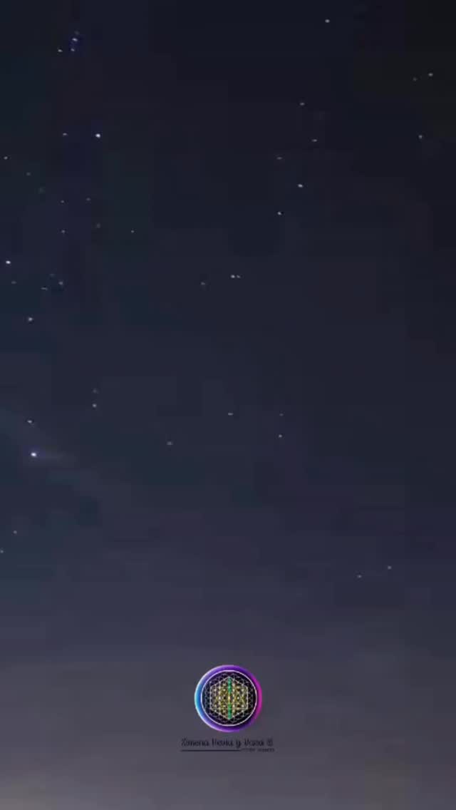 💫Mensaje de la Semana de los Seres se Luz de las Altas Esferas del Amor 🙌
✨Cierra los ojos, respira profundo y pide a los Arcángeles, Ángeles, Maestros Ascendidos, Seres Estelares de Luz que te den el mensaje que hoy precisas recibir:
💖 Permite que el mensaje llegue a tu corazón y siéntelo, sin expectativas
💠 Haz captura de pantalla para recibir tu Mensaje de Luz
💠 Comparte conmigo cómo sentiste tu mensaje y si te hizo sentido
💠 Si lo que buscas es experimentar un cambio profundo de sanación y transformación, escríbeme para agendar una sesión de 💫“Traducción de la Luz”, “Lectura de Registros Akáshicos” 📃ó “Alineación Energética Multidimencional”🌈
🌟✳️🌀 Soy Ximena Hevia y Vaca B. Terapeuta Integral Intuitiva y te puedo acompañar desde la experiencia y el Amor a Sanar, Transformar y vivir en Conexión con tu Infinita Ezencia para vivir en Plenitud, Alegría y Libertad.
Te invito a seguirme @infinitaezencia Comparte la publicación con personas que sientas puedan disfrutar de su Mensaje de Luz y dale un ♥️ Si te gustó 🌈♾🙌 .
#oraculo #mensajedelosangeles #ximenaheviayvaca #infinitaezencia #111mensajesparaelalma