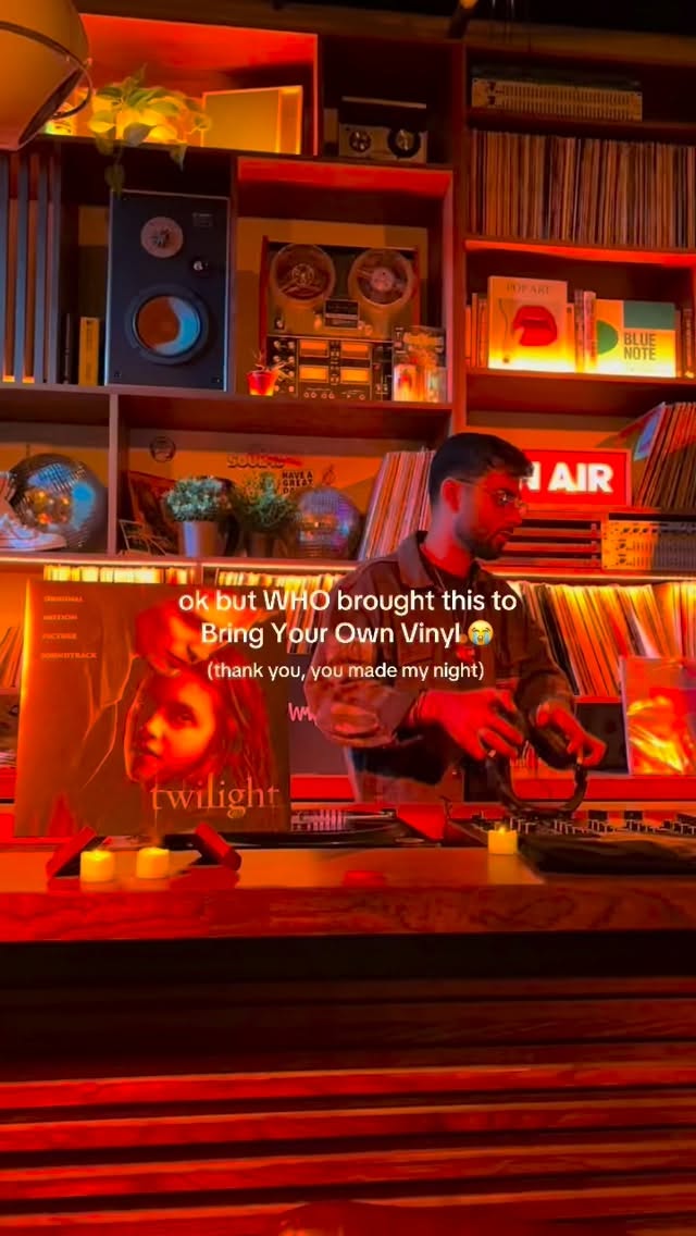 If you’ve got this vinyl, please bring it! 🙌
#vinyl #twilight #byov #london #dj