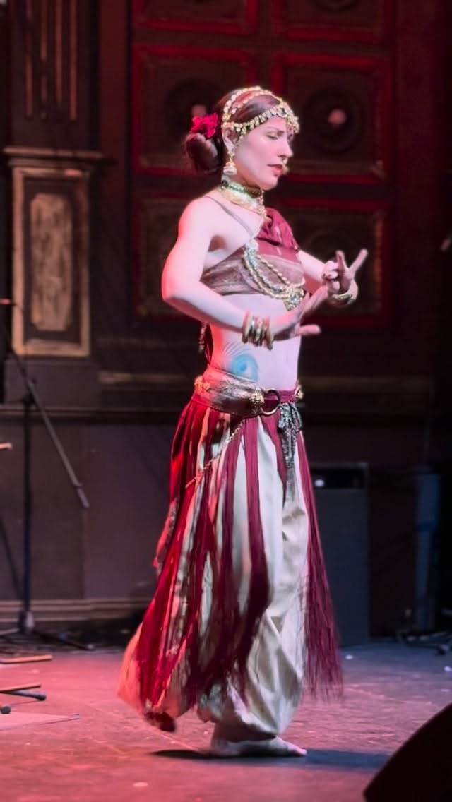 I always say that dance is the highest feminine yoga, it is one of the highest offerings to the divine.
Through dance body, mind and spirit are moved into one seamless thread. The body comes alive with our consciousness in every finger and toe.
Within the dance itself, time and space collapse.
We dance to break the shackles of the mundane and merge into the mystical.
We dance to commune with that which is eternal within the vastness of our own flesh.
We dance to become one with the animating force of existence, empowered, embodied and alive.
We dance as a vehicle for our feeling and emotive nature, uplifting ourselves and others to higher states of universal experience.
We dance because…WE ARE.
Dance holds a key to our liberation, it always has and it always will.
If you wish to refine your experience of grace, power and beauty in the body, I invite you to join me for my upcoming Shakti Temple Dance classes:
💃🏻In-person in the Bay Area (Marin County) starting Monday evenings April 13th
💃🏻Online Zoom Intensive April 25th
💃🏻The Cosmic Consort Retreat on Crete June 16-22 (3 spaces left)
In Shakti Temple Dance, we empty that we may be filled, we offer that we may be received, and we dance that we may become one with the rhythm of the cosmos.
Registrations can be found at 🔗 in bi0
#shaktitempledance #templedance #indianfusiondance #bellydance #bayareadance