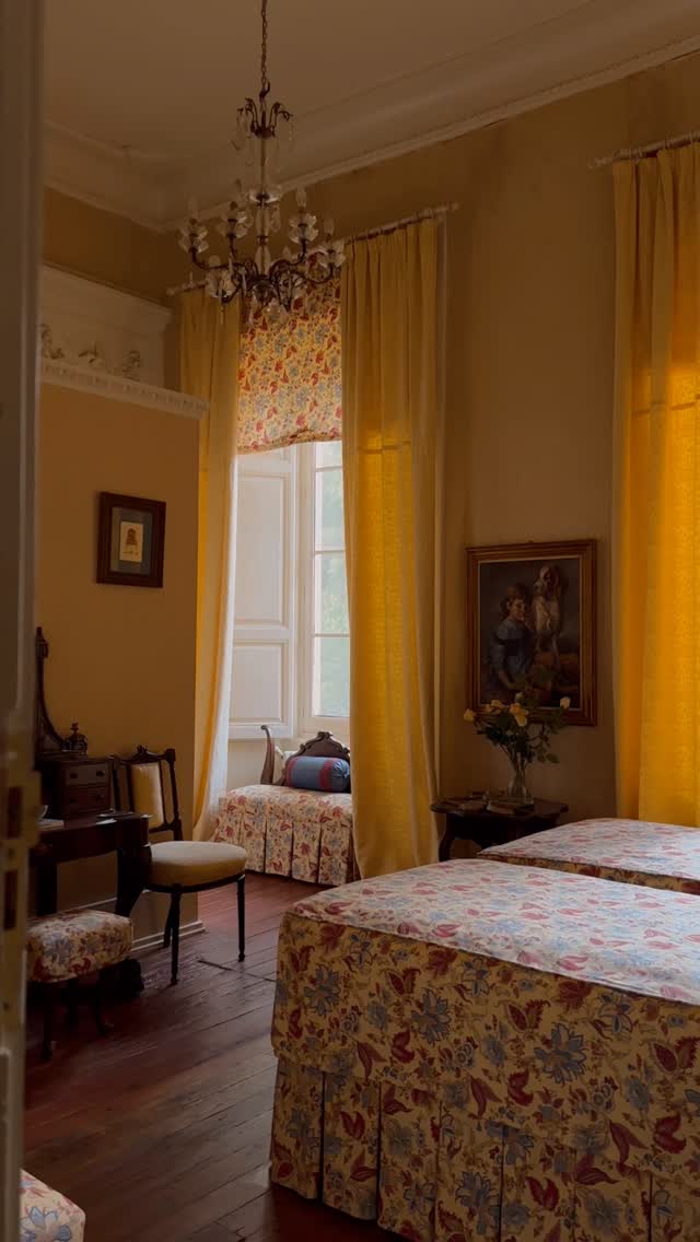 A romantic palace with French formal gardens in Portugal Built in 1887, the Portuguese palace is nestled within 5Ha of French-style botanical gardens with impressive water features, a swimming pool and 2 guest villas.
The botanical gardens were designed by the French landscape architect Jean-Claude Nicholas Forestier, renowned for his work on the Champ de Mars gardens below the Eiffel Tower in Paris, and the Parque de María Luisa in Seville, restored in 2010 by spanish landscape architect Javier Mariategui.
This incredible property is 2 hours from Lisbon, set near the Spanish border and just a 5 minute drive from the UNESCO-listed town of Elvas, considered one of Portugal’s hidden gems.
Equestrian facilities with own house, 30 boxes, harness room, haystacks, warehouse, uncovered riding arena/ obstacle course, covered electric guide, and various padocks.
@patrimonio_mundial_portugal
@unesco