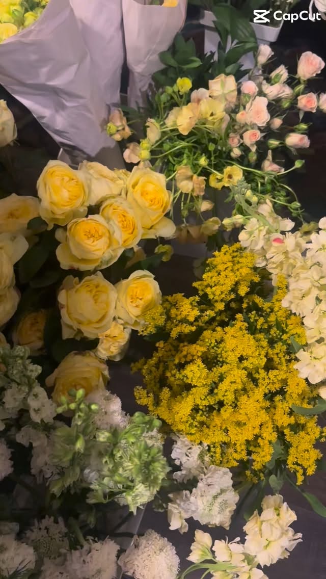 A citrus-inspired spring wedding that feels like sunshine you can touch 🍊🌼
At this stunning Cypress, Texas venue just outside Houston, we brought a fresh, vibrant color palette to life with juicy oranges, soft yellows, pops of coral, and lush greenery. Every detail was designed to feel bright, joyful, and full of energy—like spring at its absolute peak.
From statement floral installations to playful table designs, this wedding proves that bold, colorful decor can still feel elevated and romantic.
If you’re dreaming of a spring wedding filled with vibrant florals, citrus tones, and unforgettable design moments… let’s create something beautiful together ✨
Send us a message to start planning your wedding florals 🍊💐
#CypressTXWedding #HoustonWeddingFlorist #SpringWeddingInspo #CitrusWedding #ColorfulWedding BrightWeddingDecor TexasWeddingPlanner HoustonWeddings FloralDesign WeddingFlorals OutdoorWedding SpringWeddingColors VibrantWedding LuxuryWeddingFlorist CypressWeddingVenue