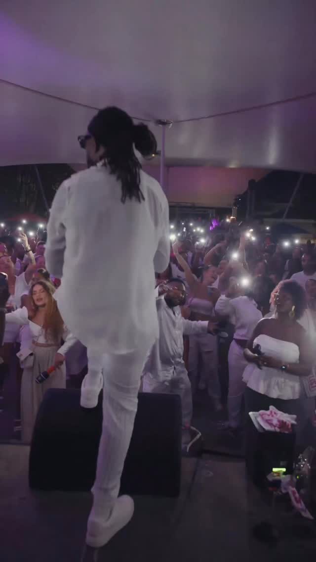 Who’s ready for the next @oldschoolrnbrunch 🎟️ we got your tickets! Phase 1 tickets XCG 63 are almost sold-out. 🔥Next phase XCG 70 is loading. Visit our store at Zeelandia or pay online and pick-up anytime. #curacao #oldschool
-——
Ticket Point is located at Zeelandia Mall, next to Building Depot. 𝗦𝘁𝗼𝗿𝗲 𝗛𝗼𝘂𝗿𝘀:▪️Tuesday/Wednesday 12:00 - 16:00,🔹Thursday/Friday/Saturday 12:00 -18:00. #tickets #news #events2026