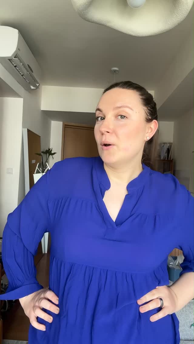 Newborn essentials that made the biggest difference in the early days. 🤍 New Mom in HK Ep.3
The first few weeks are such a learning curve, this was my tried and tested newborn essentials list. ✨
Carrier - Sleepy Wrap, Amazon
Confinement Nanny via @parachutehongkong
Bottle Steriliser and Dryer @tommeetippeehk
Milk Bottle Warmer & Cocoonababy @beaba.hk @redcastle.hk
#postpartumconfinement #newbornessentials #newmominhk #hkmomlife #hklifestyle