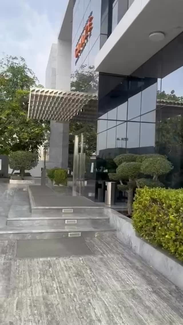 Sourcing the soul of the space. Today we went carefully selecting materials at @glaze.uae , where every slab tells a story of texture, tone, and timeless design.