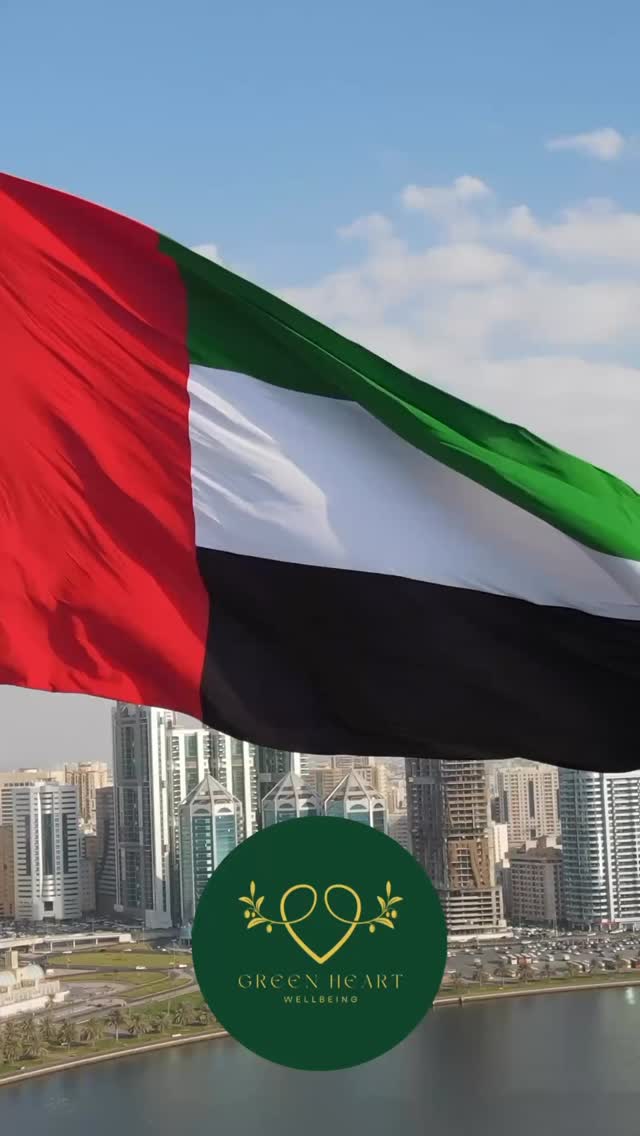 Proud for @greenheartwellbeing.earth to have been founded in the UAE. This beautiful country has given me so many opportunities.
Even more proud to call UAE home.
One thing Emiratis and Scots definitely have in common, is the love and pride for our homelands 🇦🇪 💚 🏴
The leadership is second to none 🙏🏻
#raisetheuaeflag #971 #mydubai #smallbusiness #uae🇦🇪