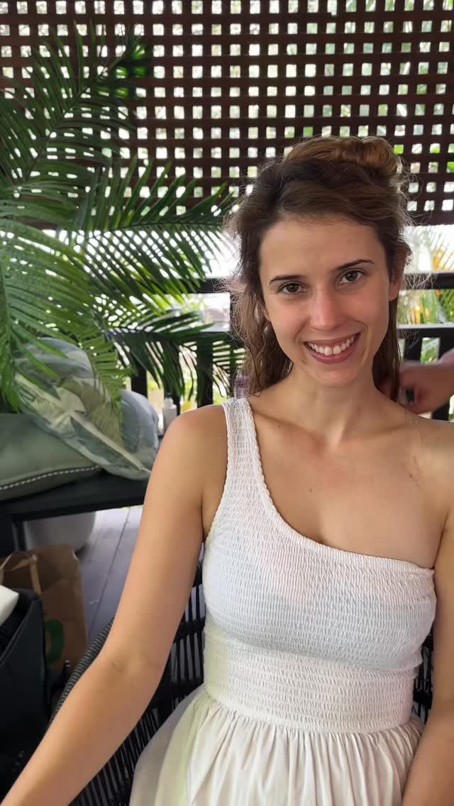 🌸 J O D Y 🌸
What an absolute delight to work with the gorgeous Jody for her ethereal, all things floral, wedding day.
From a soft bridal makeup look to flower crowns and a dress like none other 🤩
The day was magical and such a delight!
Thank you Jody! 🤍
#velbellabride #velbellaairbrush #velbellaairbrushmakeup #airbrushedbride #bridalmakeup