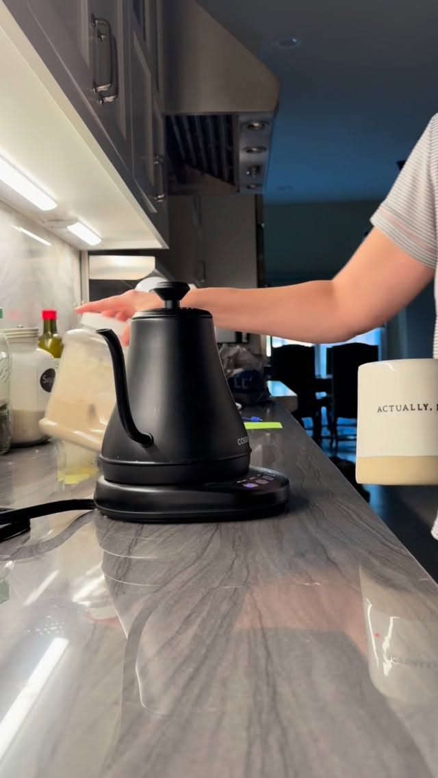 Good morning, friends. What’s in your mug this morning? Full length mushroom protein coffee tutorial is over on YouTube @happyquiltypeople #actuallyican