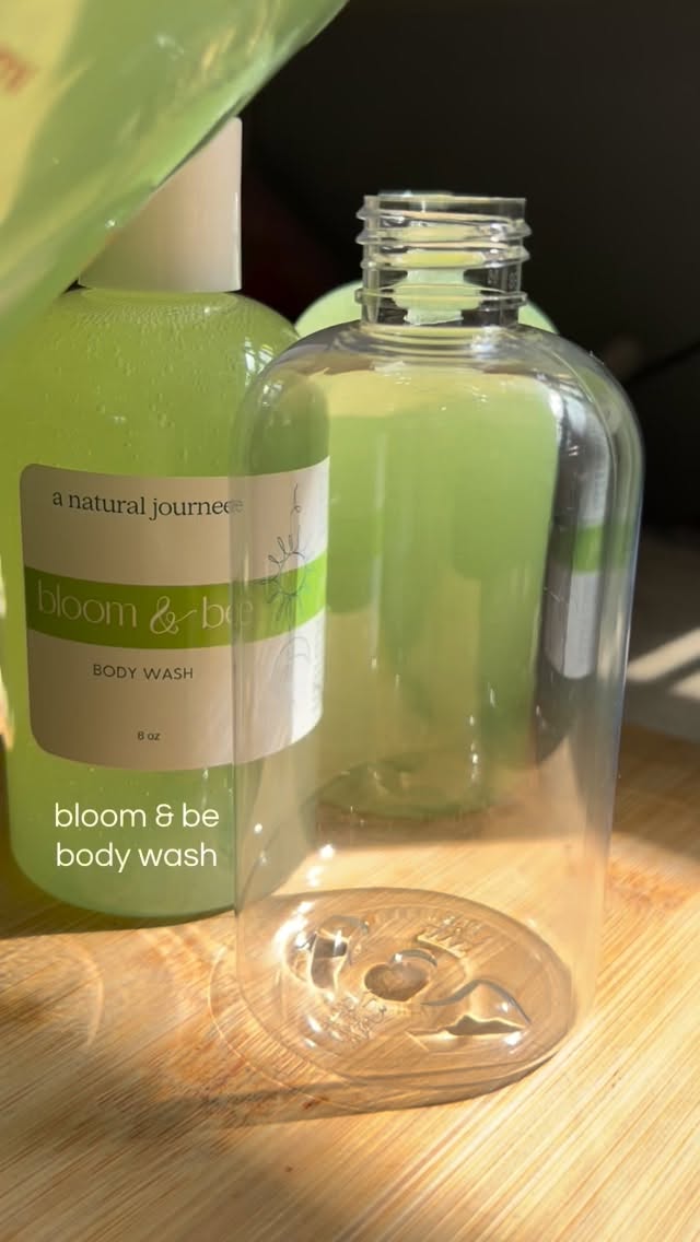 for my body wash lovers 🌱 🫧 💚
a fruity, floral scent with a beautiful, bubbly lather 💦
✨spring restock Sunday April 12th ✨
#naturalskincare #bodywash #cleanbeauty #familybusiness #shoplocal