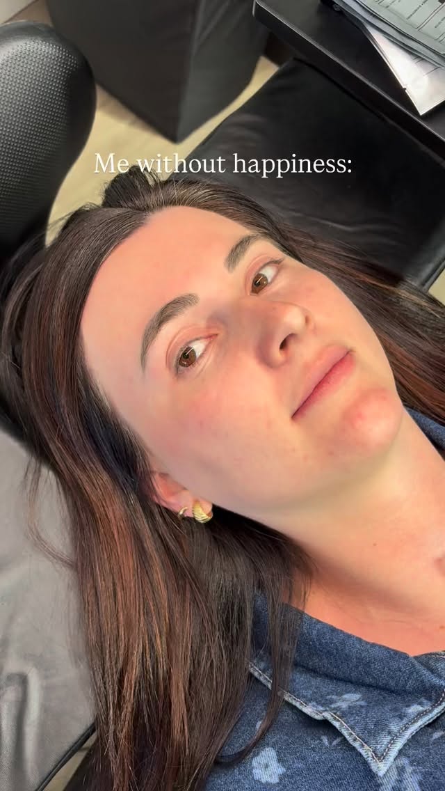 If you needed a sign to get lash extensions before summer, this is it✨
Dense short lashes are sooo in🖤
Full set by @autumn.artistry_
Inflori LUX | Muskegon, MI
✨lashes
✨brows
✨nails
✨dermaplaning
✨sugaring
✨spray tans
✨chemical peels
✨makeup
#muskegonmichigan #muskegonlashes #grandhavenmichigan #springlakemichigan #nortonshoresmichigan