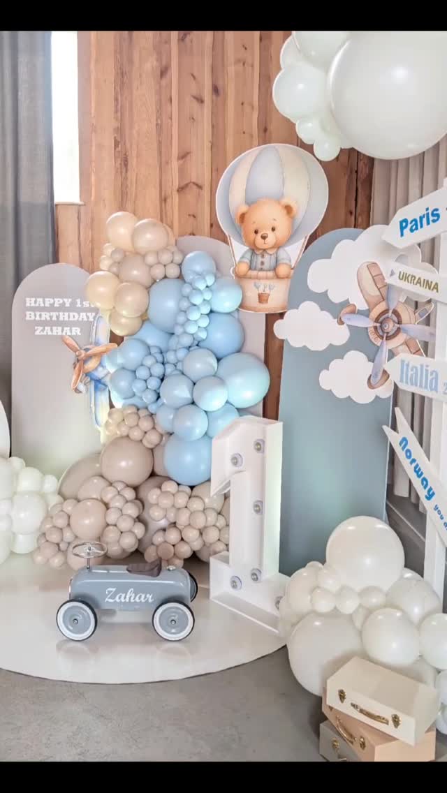Drømmende bursdagsdekorasjon for de minste ✨
Feir den første bursdagen med en magisk og personlig dekorasjon 🎈
Myke pastellfarger, luftballonger og søte detaljer skaper en eventyrlig stemning som gjør dagen helt uforglemmelig 💙☁️
Vi designer og lager temabaserte dekorasjoner på bestilling, skreddersydd etter dine ønsker – fra idé til ferdig oppsett ✨
🎂 Perfekt for bursdager, babyshowers og spesielle anledninger
🎨 Unike konsepter og gjennomført stil
📩 Ta kontakt for å sikre din dato!
La oss skape noe vakkert sammen 💫
#bursdag #dekorasjon #ballongdekor
#eventdekor #event